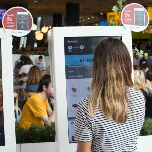Self-service digital kiosks - Restaurants