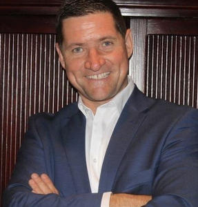 Torsten Kunert the Rideshare Professor teaches you how to become a professional chauffeur