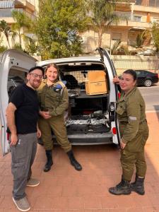 Smiles for the Kids Initiative Serves Over 300 Meals Weekly to Soldiers and Their Families in Israel