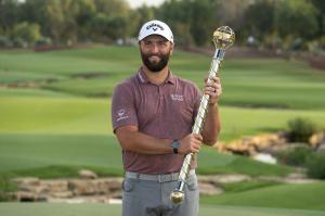 ROLEX TESTIMONEE JON RAHM WITH THE  TROPHY AFTER WINNING WITH THE 2022 DP  WORLD TOUR CHAMPIONSHIP, DUBAI