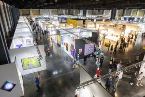 Art Palm Beach show floor