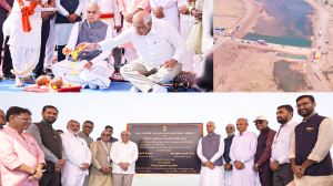 Laying of foundation stone of the check dam by Gujarat Governor Shri Acharya Devvrat Ji and Gujarat Chief Minister Shri Bhupendra Patel