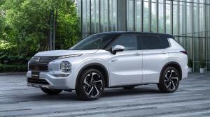 Mitsubishi Outlander PHEV plug-in hybrid side view.
