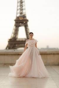 A Bridal Collection Marrying Elegance and Eco-Conscious Design Has Just Been Launched