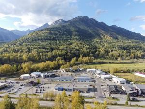 Make Space Storage Fernie facility nestled in the Rocky Mountains