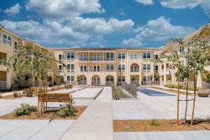 Twin Oaks Exterior
