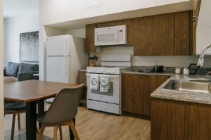 Twin Oaks Interior