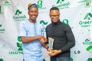 Dennis Isong award 7
