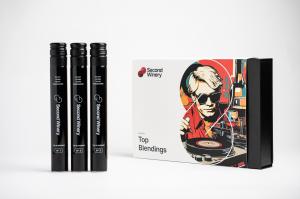 Tasting kit with tree wines to blind taste