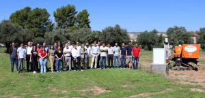 Il gruppo di lavoro del consorzio WeLASER è molto soddisfatto dei test sul campo del prototipo che consente un'agricoltura priva di pesticidi attraverso l'applicazione diretta di laser al centro di crescita delle piante.