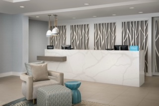 Homewood Suites by Hilton Destin features resort-style amenities - outdoor pool, Pirate Cove splash pad, hot tub, fitness center, complimentary breakfast and an evening social event.