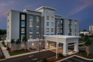 Homewood Suites by Hilton Destin is near a wide array of shopping and dining options, including Destin Commons and Destin Boardwalk.