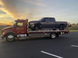 Roberts Light Duty Flat Bed Tow Truck