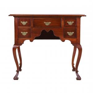 Queen Anne carved walnut dressing table attributed to Henry Clifton, Philadelphia, circa 1750-1760. Estimate: $7,000-$10,000.