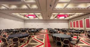 The Golden Nugget | After Photo