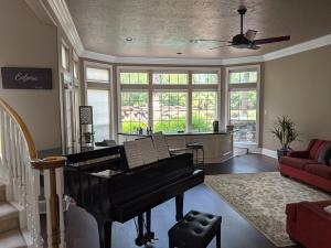 Natural Light of Expert Windows of Texas Install Accentuates Houston Homeowners Favorite Room