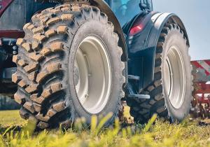 Agricultural Tractor Tires Market