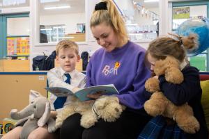 P1 pupils are enthralled as newly qualified vet Joanna reading Shona the Vet to them