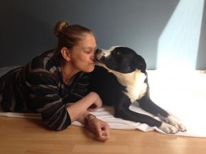 Dynamic Dog Practitioner Jennifer Phillips with Black and White Dog Zoe Moo