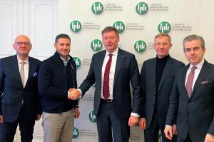 Representatives of EMBank met with Vidmantas Janulevičius, the President of Lithuanian Confederation of Industrialists