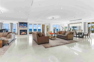 LANG REALTY’S LISA GALANTE LISTS LUXURIOUS OCEANFRONT RESIDENCE AT LUXURIA IN BOCA RATON FOR .2 MILLION
