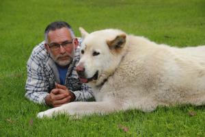 Veteran Rafael Stoneman and LEO the service dog