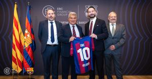 พันธมิตรกลยุทธ์ถูกประทับ: EBC Financial Group ร่วมมือกับ FC Barcelona