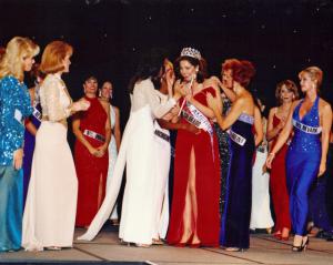 Susan Jeske crowned Ms. America 1997 at the Luxor Hotel in Las Vegas winning $75,000 in cash and prizes.