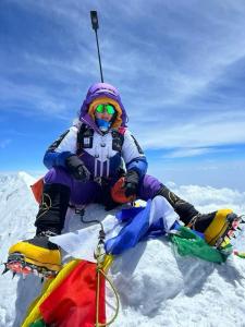 Mountaineer Allie Pepper Faces Setback Amid Historic Achievements