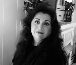 Author Lucia Conti