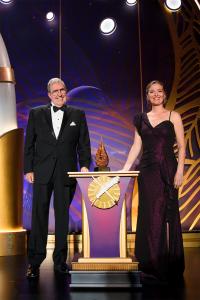 L. Ron Hubbard’s Writers of the Future Receives the Prestigious Dragon Award
