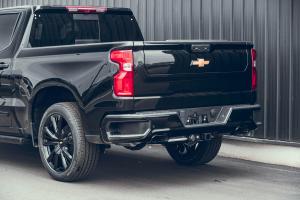 An image of a black Chevrolet Silverado High Country