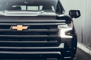 An image of a black Chevrolet Silverado High Country