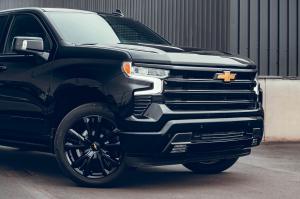 An image of a black Chevrolet Silverado High Country