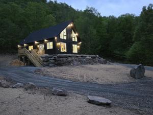 Chalet Near Livingston Manor NY