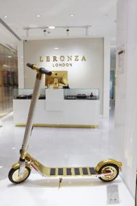 Leronza 24K Segway