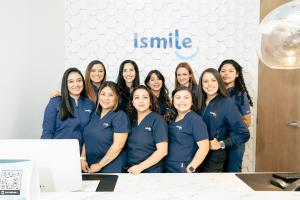 Dentistas en la clínica dental Ismile