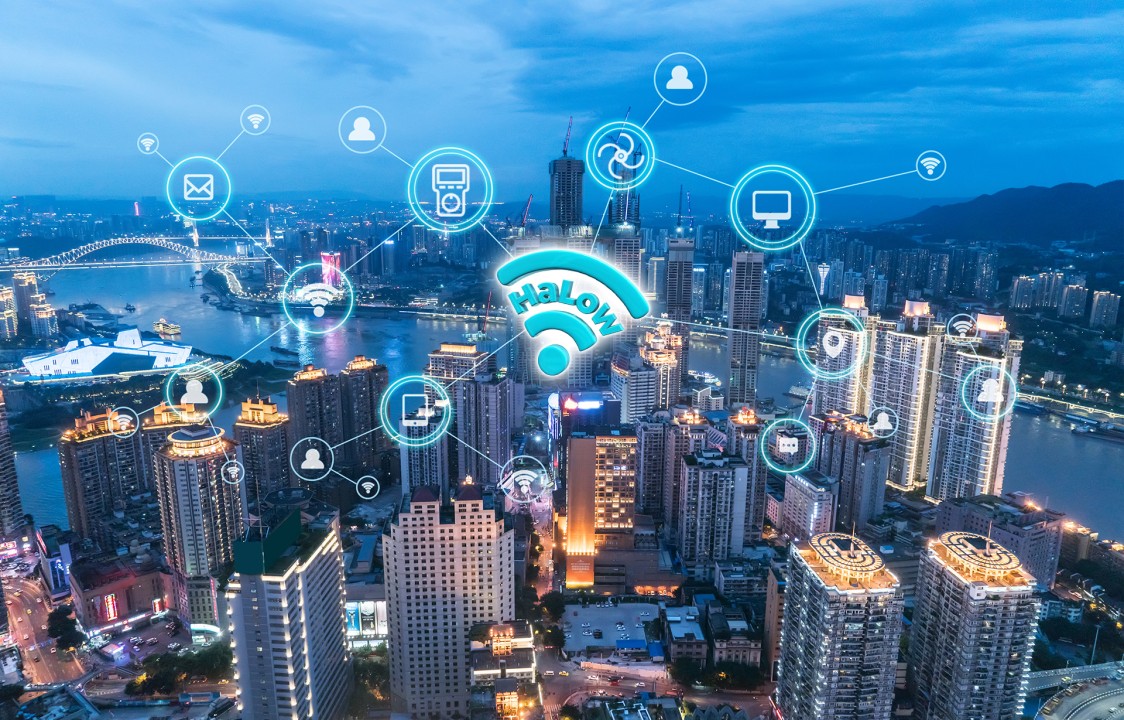 Smart cities use Wi-Fi HaLow Mesh for robust connectivity in current sensing.