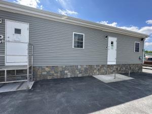 Stoneyard Sales Trailer in Littleton, MA