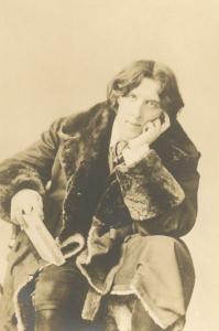 Original silver print Meserve photograph of Oscar Wilde (1854-1900), the Irish poet and playwright, best known for his novel The Picture of Dorian Gray (est. $900-$1,000).