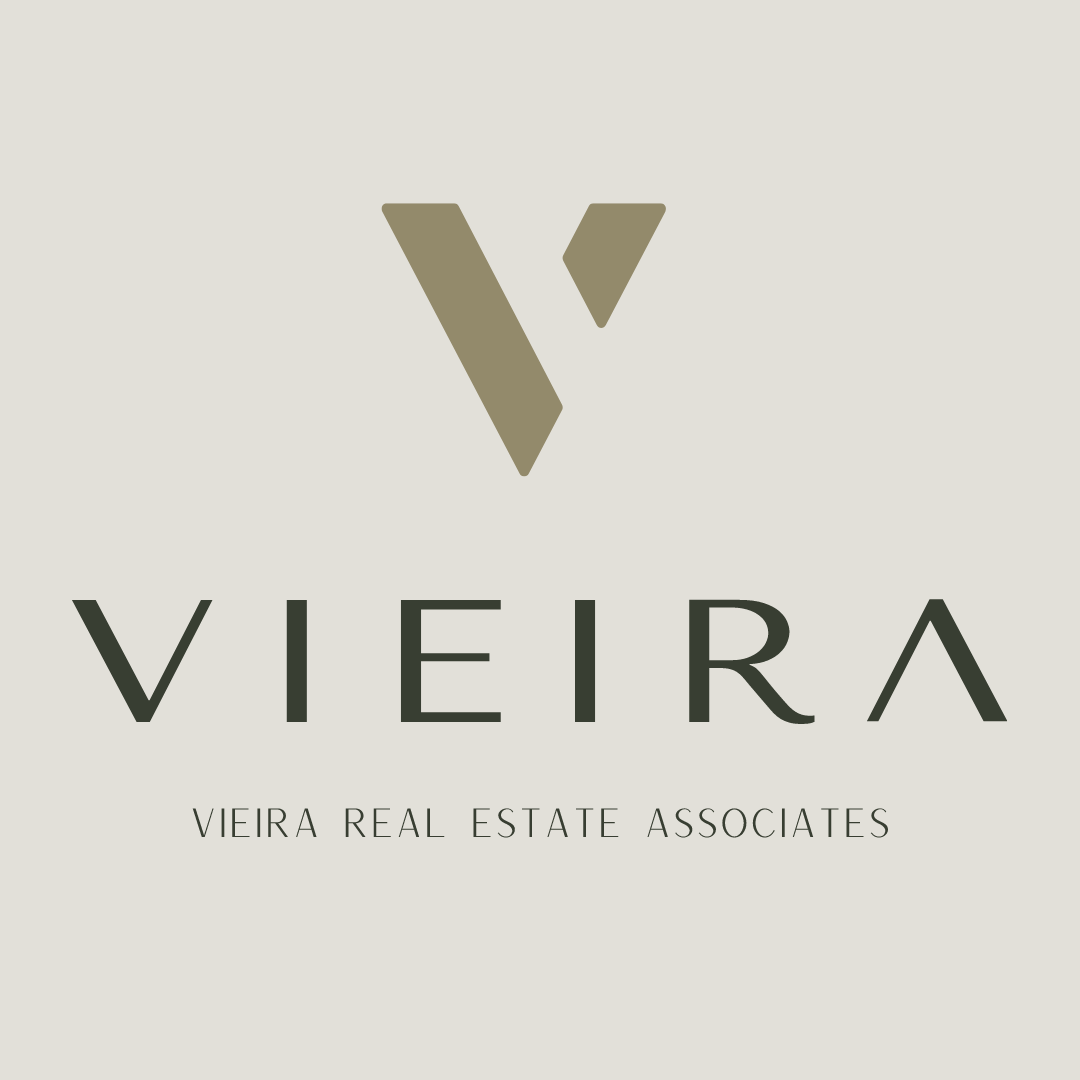 Vieira Real Estate Associates Logo