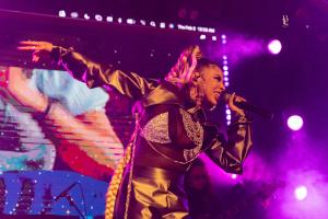 Elle E.D. Joins The Keith Harris Experience on the Black Eyed Peas Tour