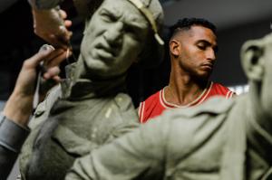 Sabin Howard sculpting model Javi Robles