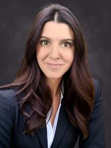 Headshot of Nicole Iezzi, newly appointed Vice President of Global Sales at Compression Works.