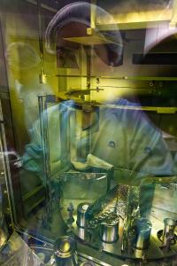 Scientists creating new thin-film photovoltaic material in a custom-built robotic laboratory at Oxford University Physics Department