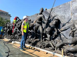 Sculptor Sabin Howard with Screaming Marine A Soldiers Journey