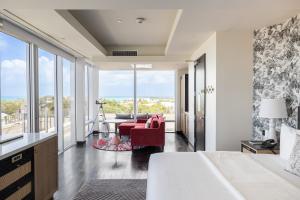 Grand Dame Villa