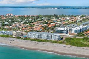 Harbor Island Beach Club, Building A | 3051 Hafen Lane, Melbourne Beach, Florida