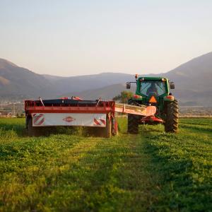 Viking Farmer Under New Management, Implements Fresh Approach to Hay Sourcing