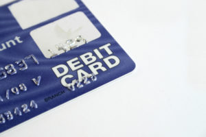 Benefits of Payroll Debit Cards for Employees and Employers